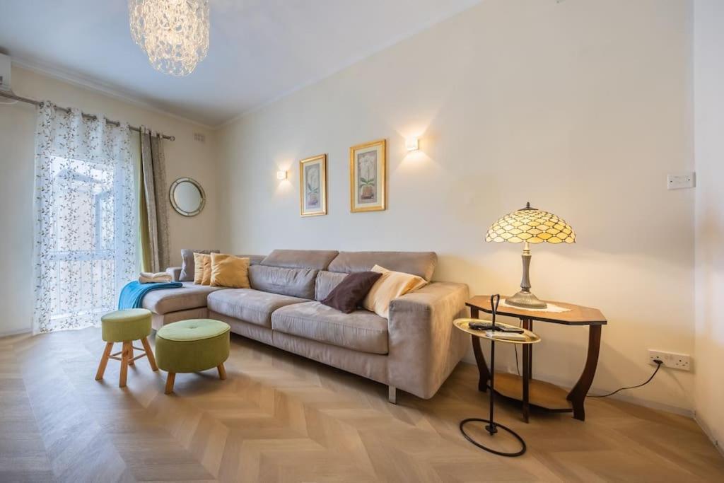 Sunny Side Apartment Sliema